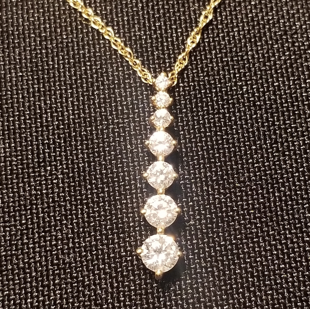 Gold 10k Seven Stone Drop Pendant Necklace 14k